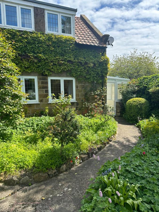 Scalby Grove Cottage สการ์โบโรห์ ภายนอก รูปภาพ
